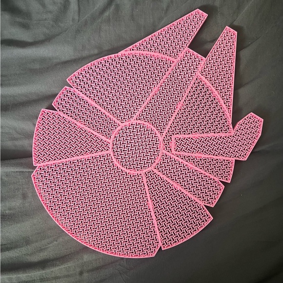 PINK!!! Star Wars inspired Millennium Falcon Shaped 3D printed pin bo… - Picture 1 of 6